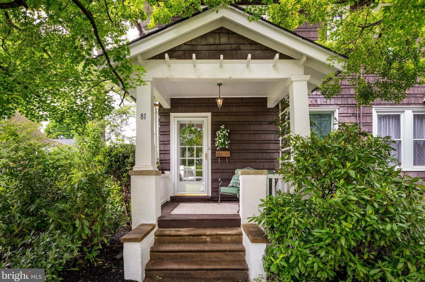 81 Academy Rd, Cynwyd, PA 19004-2501