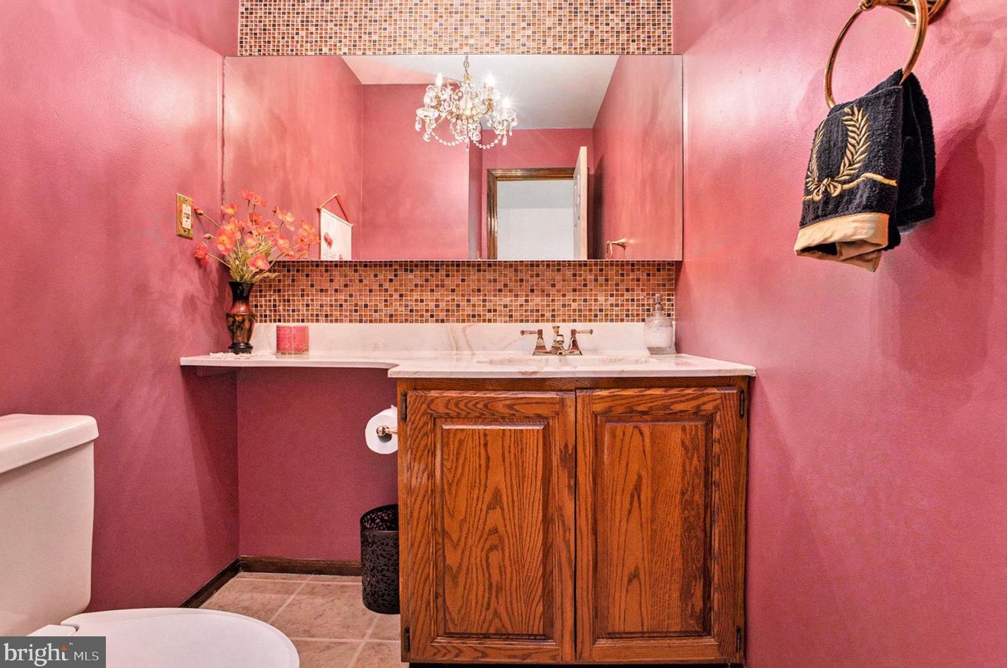 1989 Armstrong Dr, Lansdale PA 19446-5641 exterior