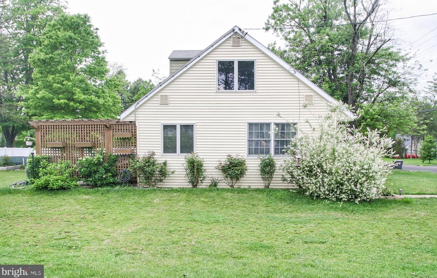 340 9 St, North Wales PA  19454-3013 exterior