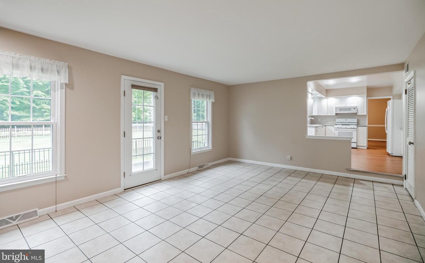 119 Aspen Pl, North Wales PA  19454-1702 exterior