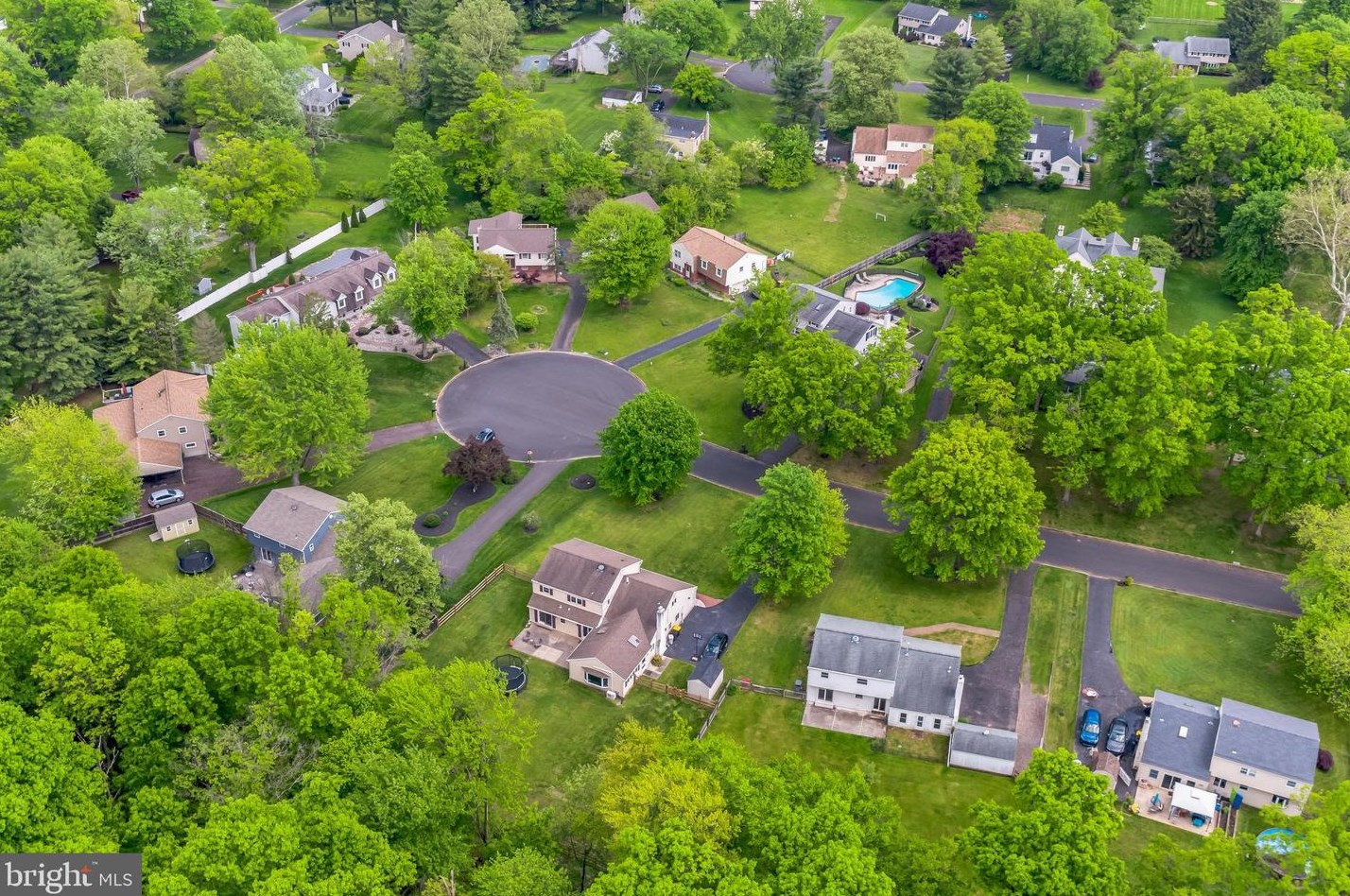 119 Aspen Pl, North Wales PA  19454-1702 exterior