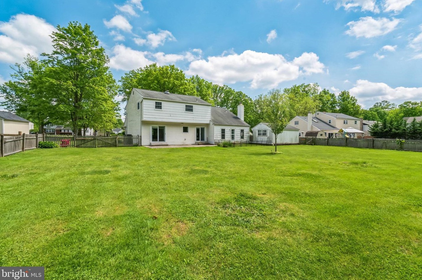 119 Aspen Pl, North Wales PA  19454-1702 exterior