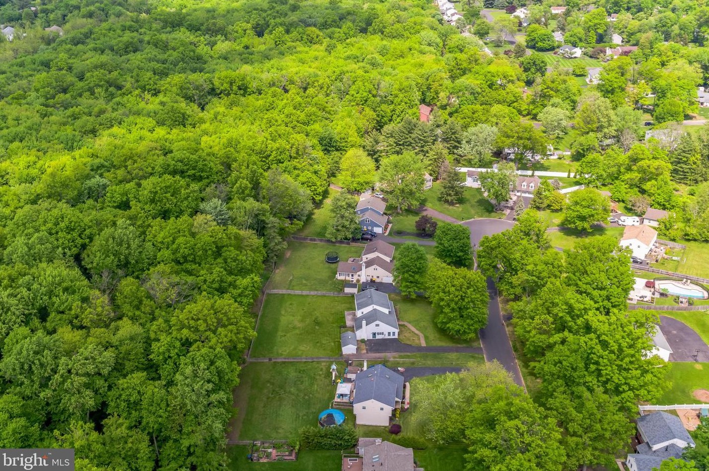 119 Aspen Pl, North Wales PA  19454-1702 exterior