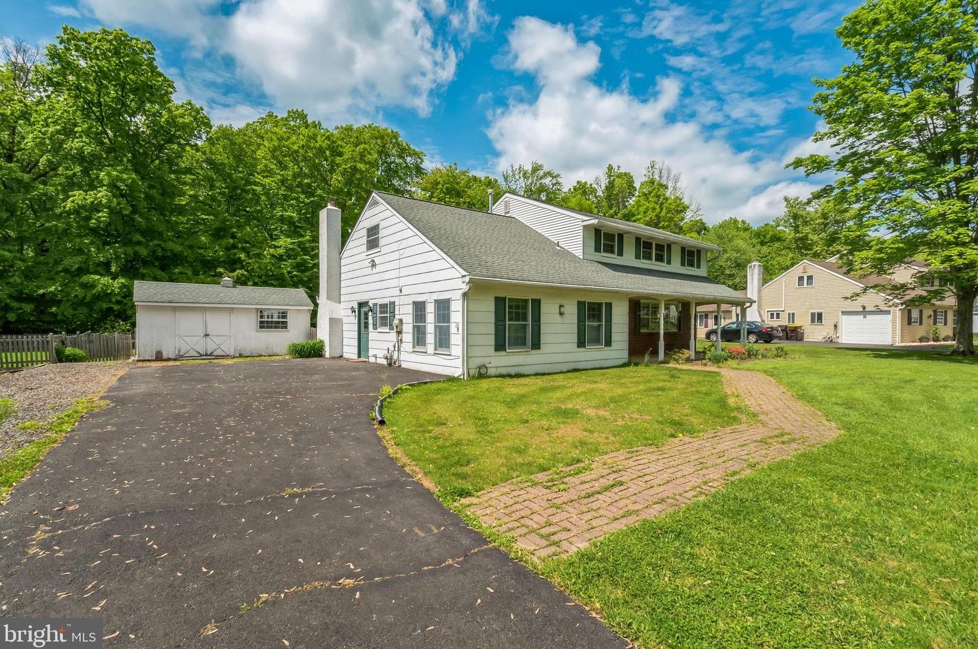 119 Aspen Pl, North Wales, PA 19454-1702