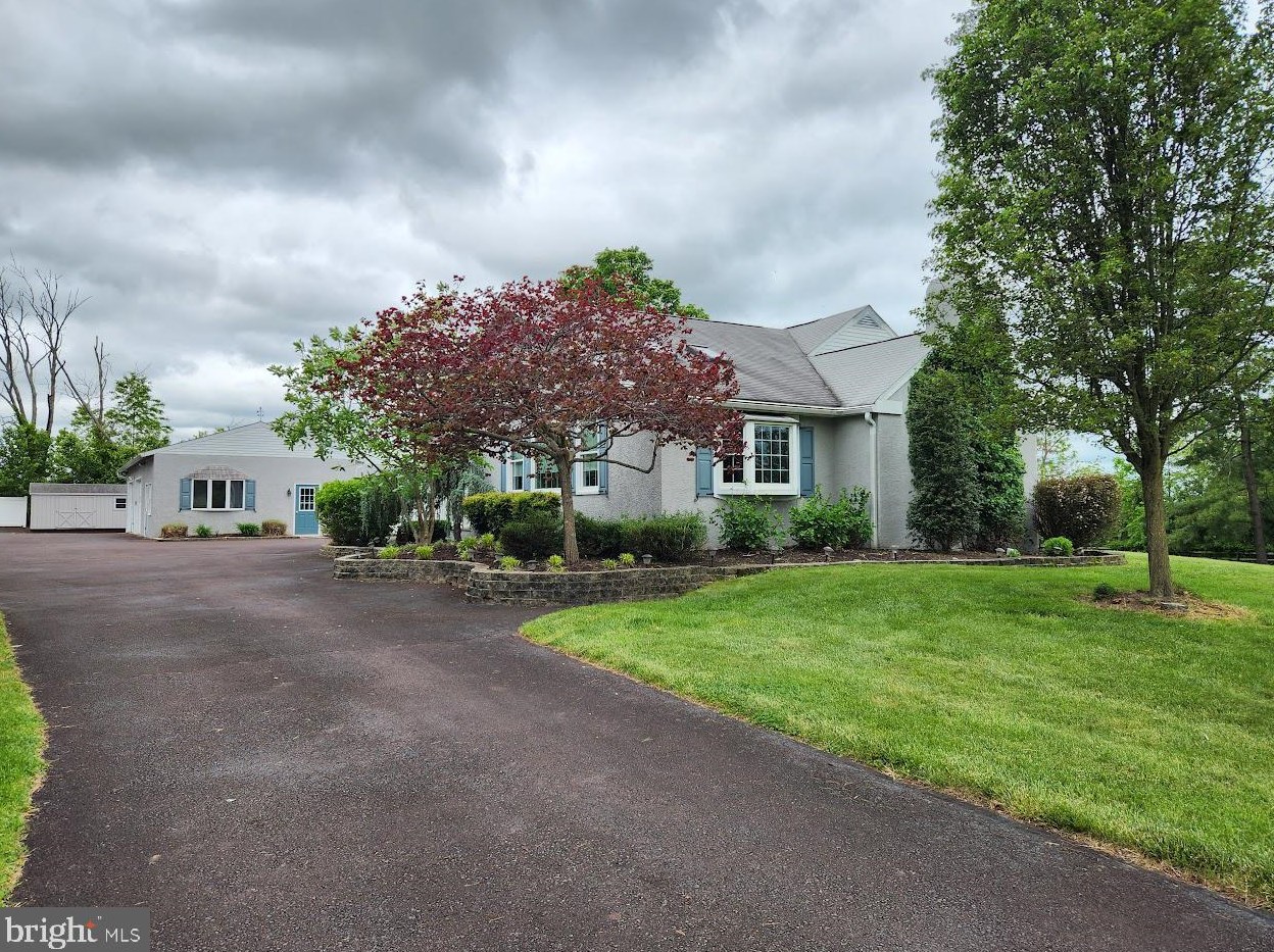 1776 Detwiler Rd, Harleysville, PA 19438