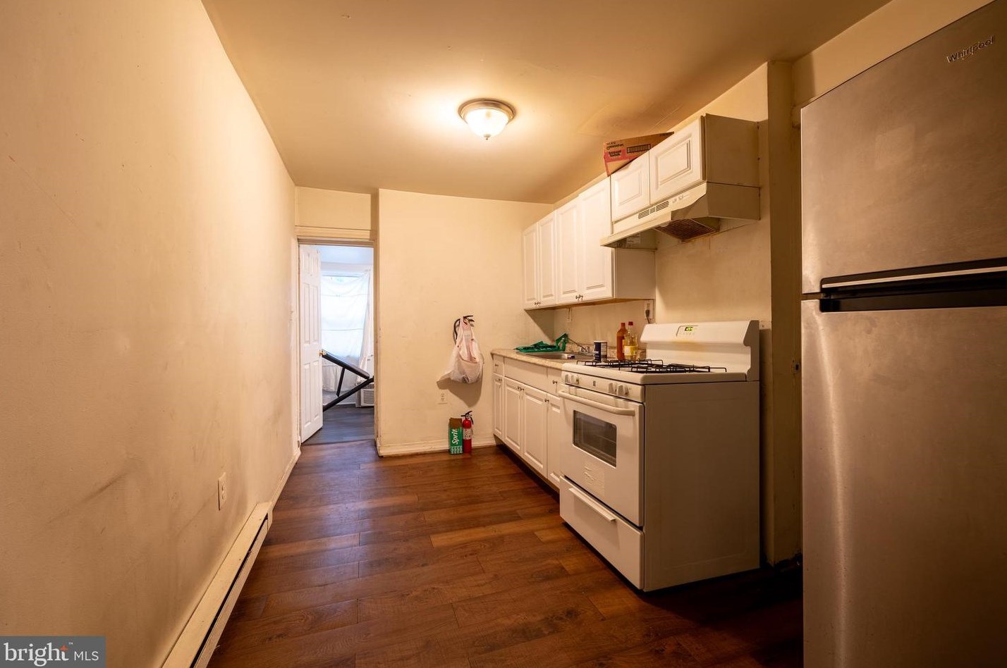 713 Swede St, Norristown, PA 19401-3937