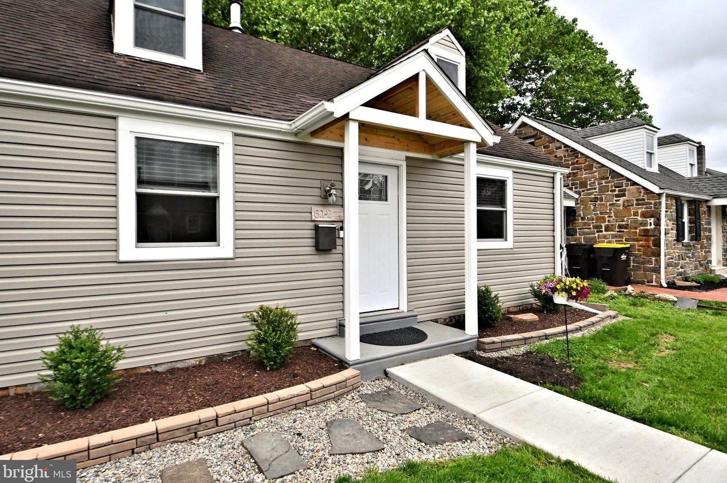 812 W 4th St, Lansdale, PA 19446