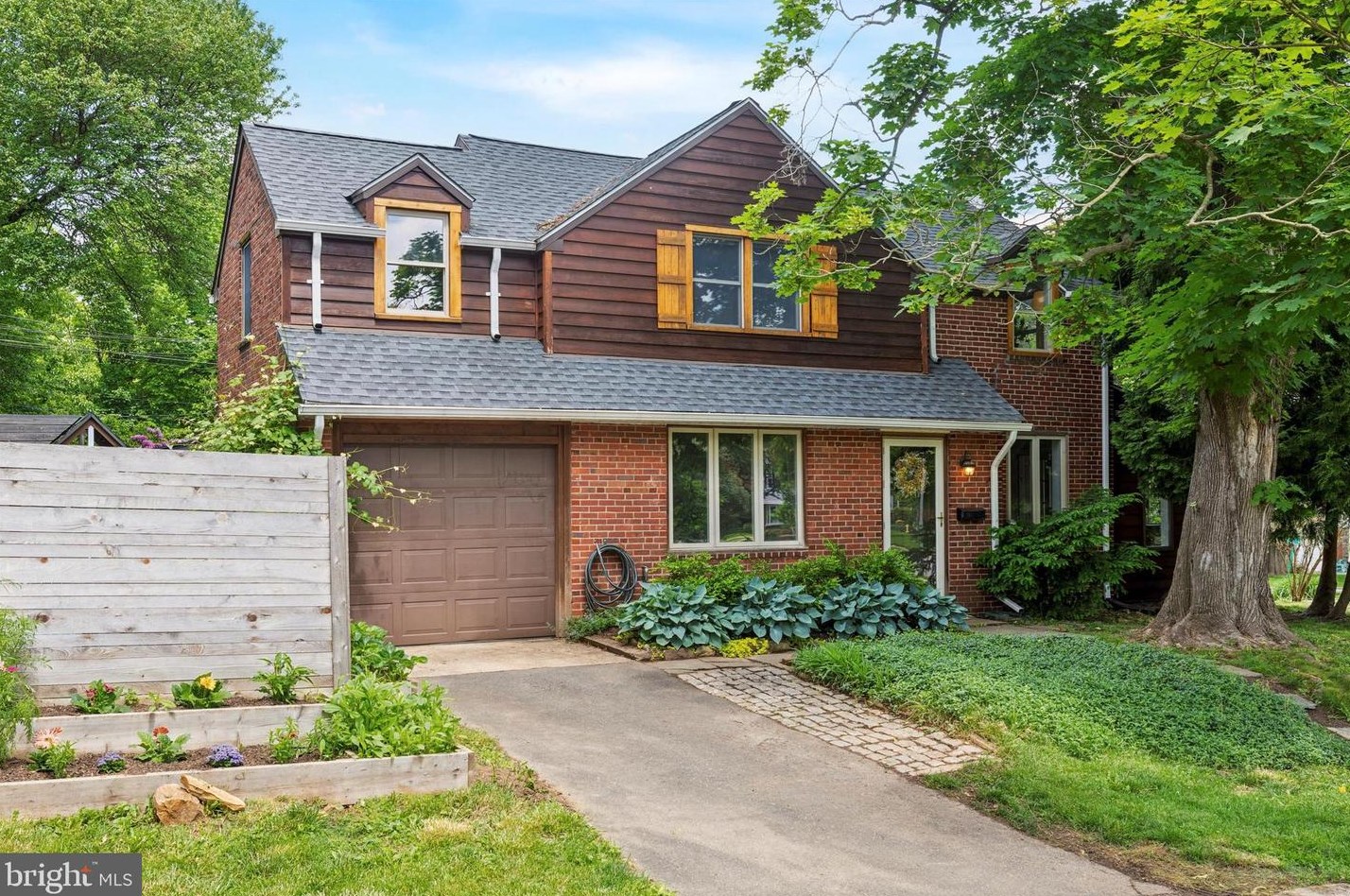 1 Chelfield Rd, Ardsley, PA 19038-1401