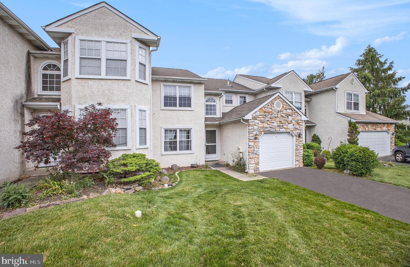 1872 Hood Ln, Prospectville, PA 19002-6106