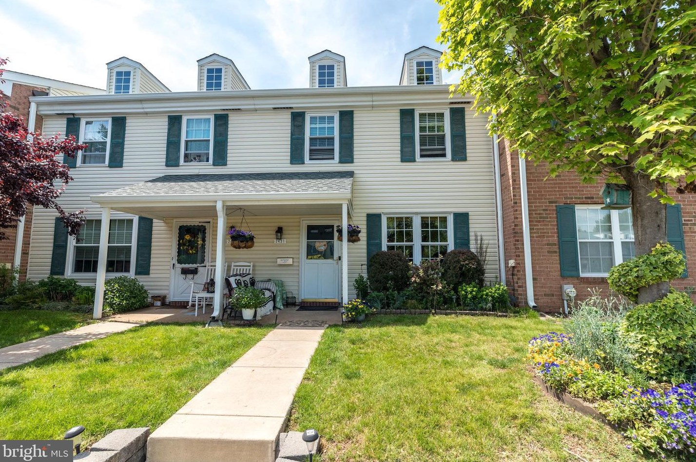 2431 Hillock Ct, Lansdale, PA 19446-4320