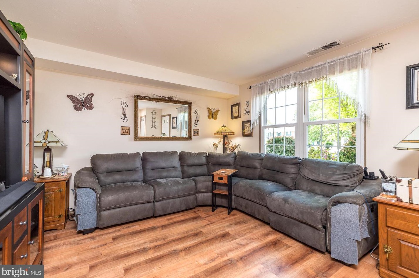 2431 Hillock Ct, Lansdale PA  exterior