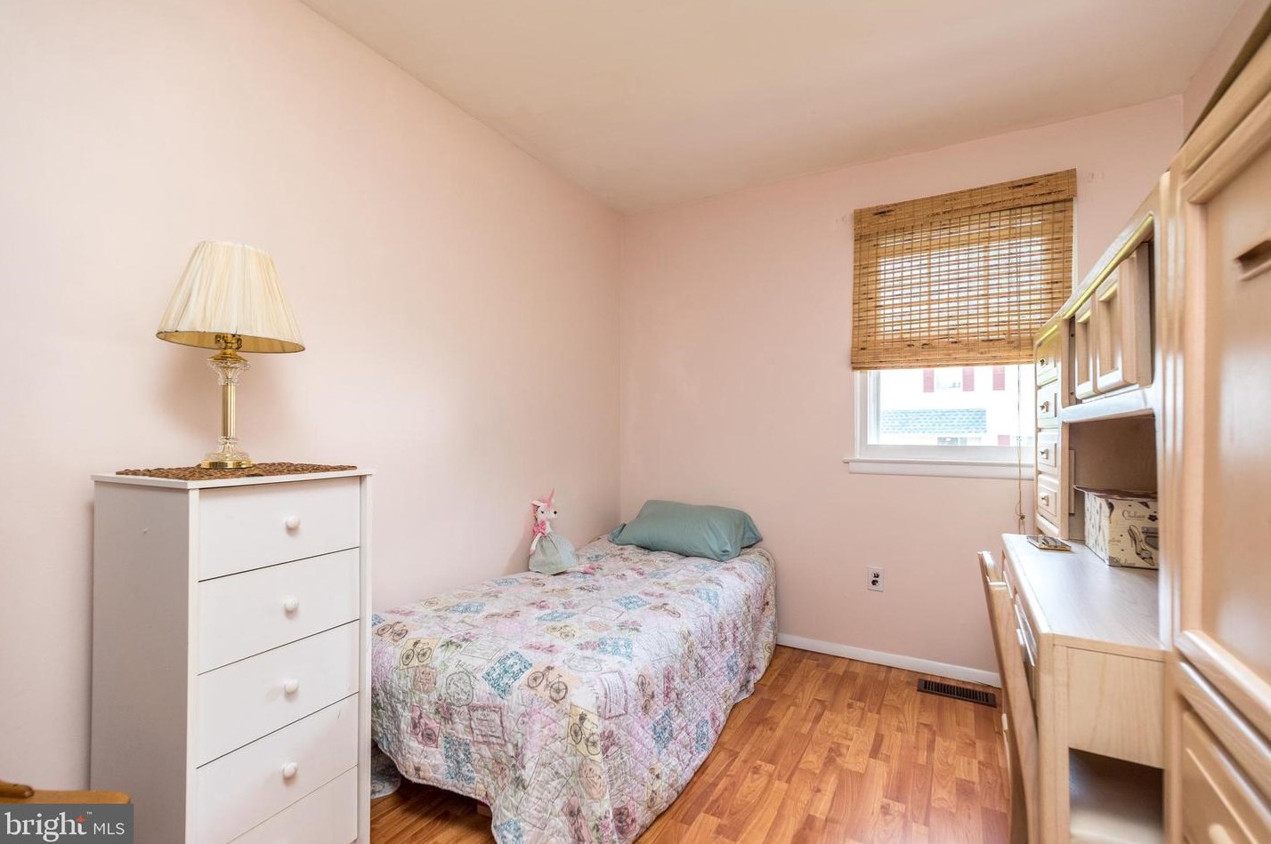 2431 Hillock Ct, Lansdale PA  exterior