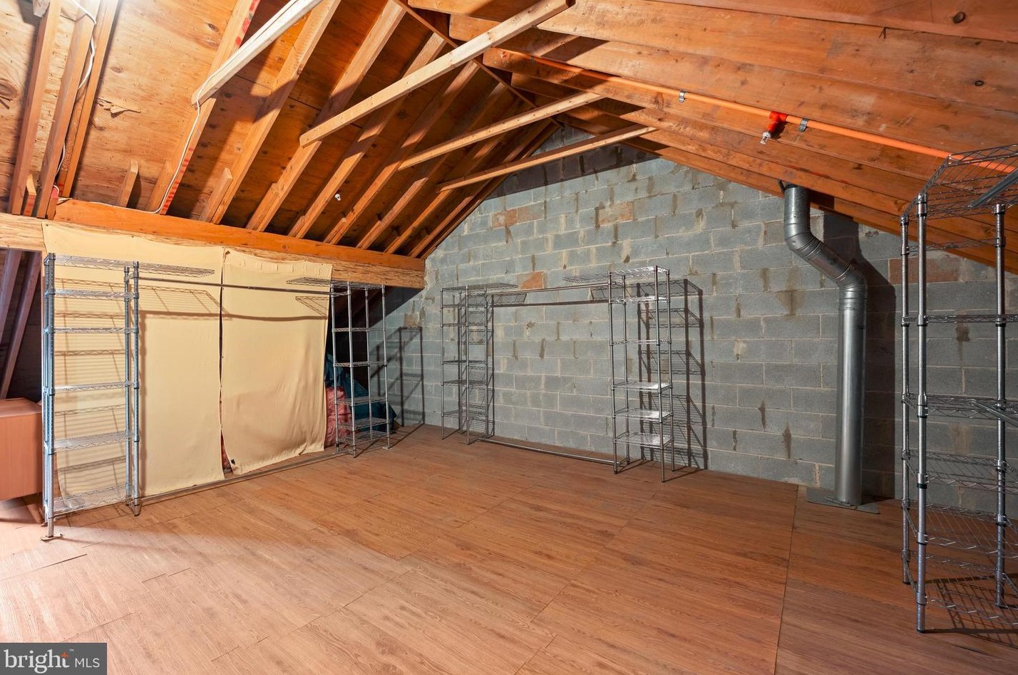 153 Mdw Vw Ln, Lansdale PA 19446-5932 exterior