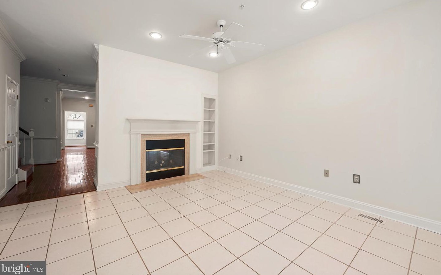 153 Mdw Vw Ln, Lansdale PA 19446-5932 exterior