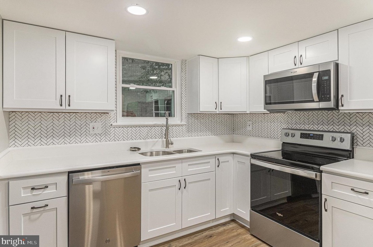 1138 Bayless Pl, Norristown, PA 19403-1467