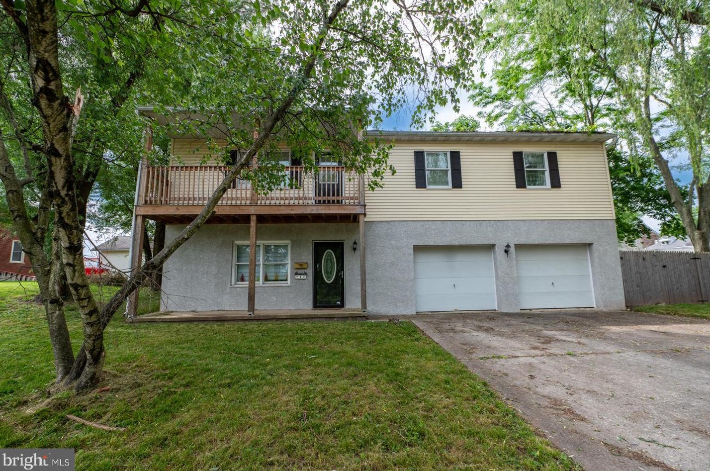 717 Glasgow St, Pottstown, PA 19464-6244