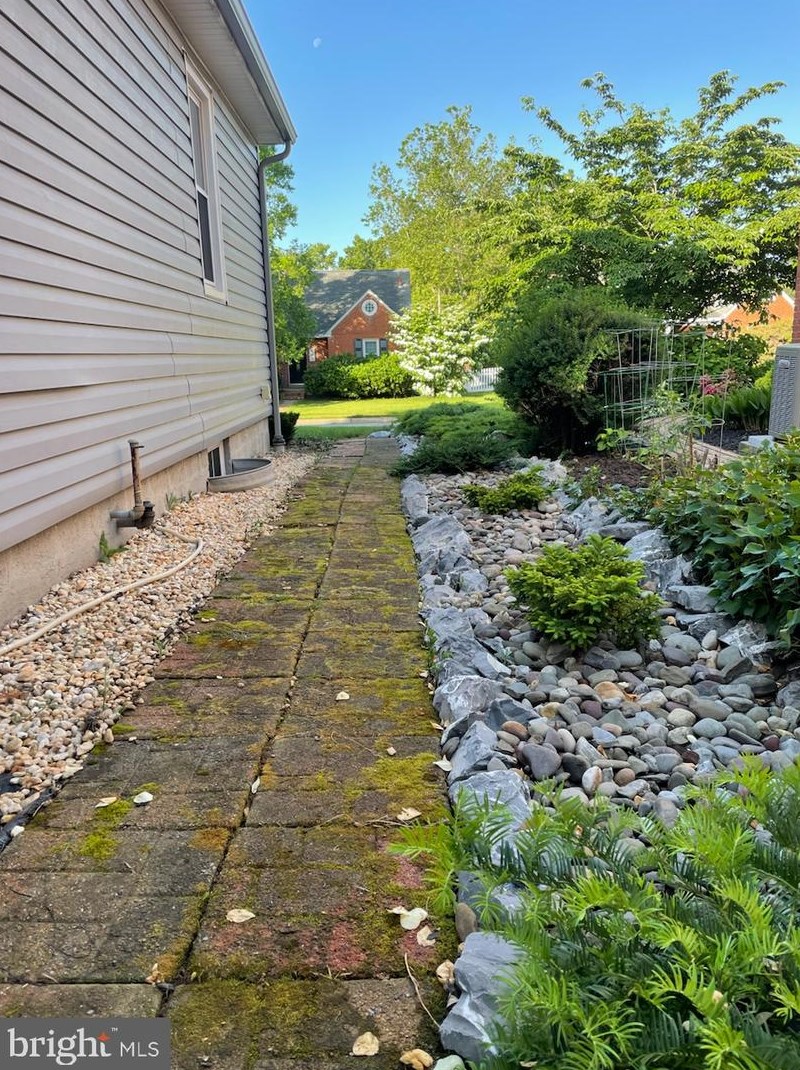 420 Cannon Ave, Lansdale PA 19446-3413 exterior