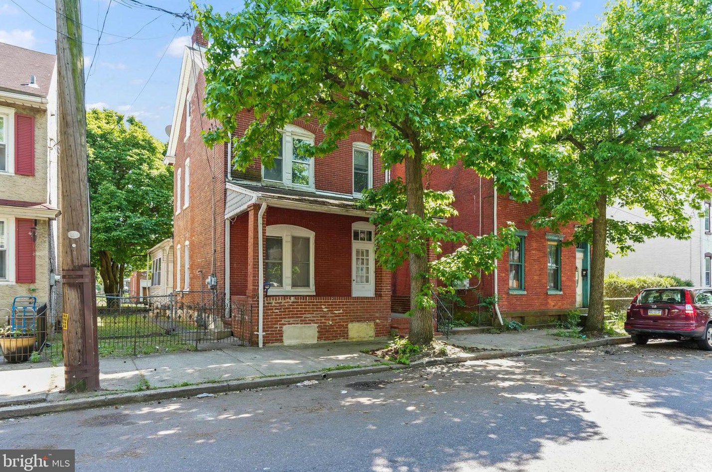 12 Walnut St, Pottstown, PA 19464-5419