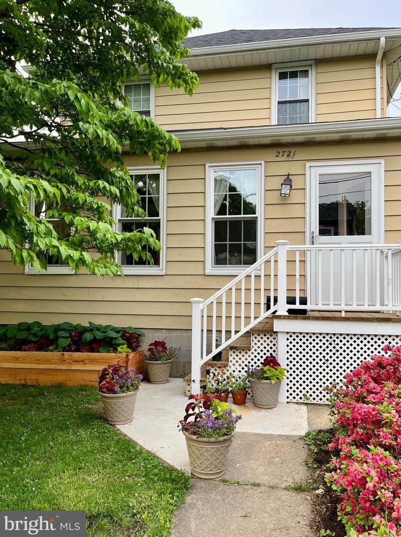 2721 Heather Ln, Ardsley, PA 19038-2309