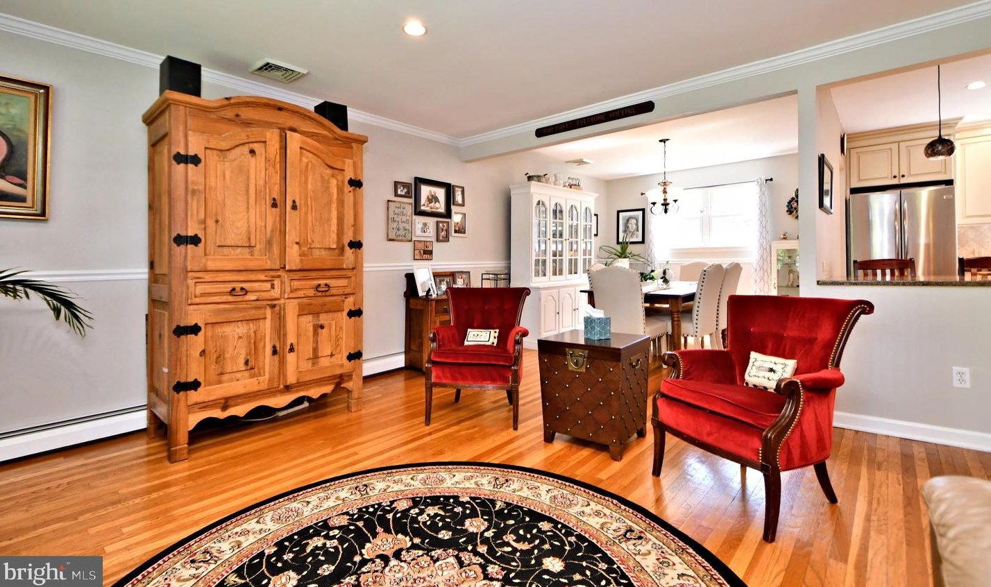 110 Tomstock Cir, Norristown, PA 19403