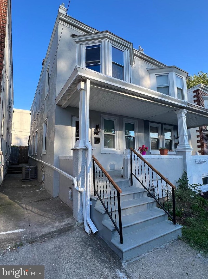 218 Buttonwood St, Norristown, PA 19401-4412