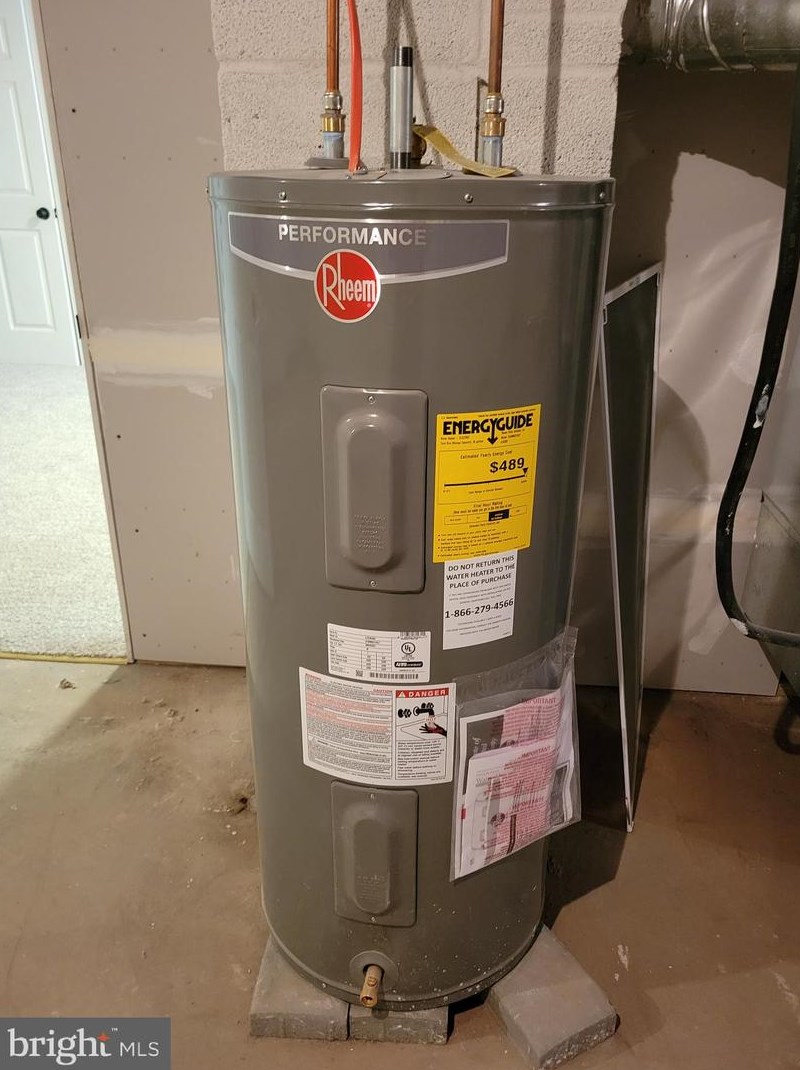 354 Tulpehocken Ave, Melrose Park PA 19027-1639 exterior