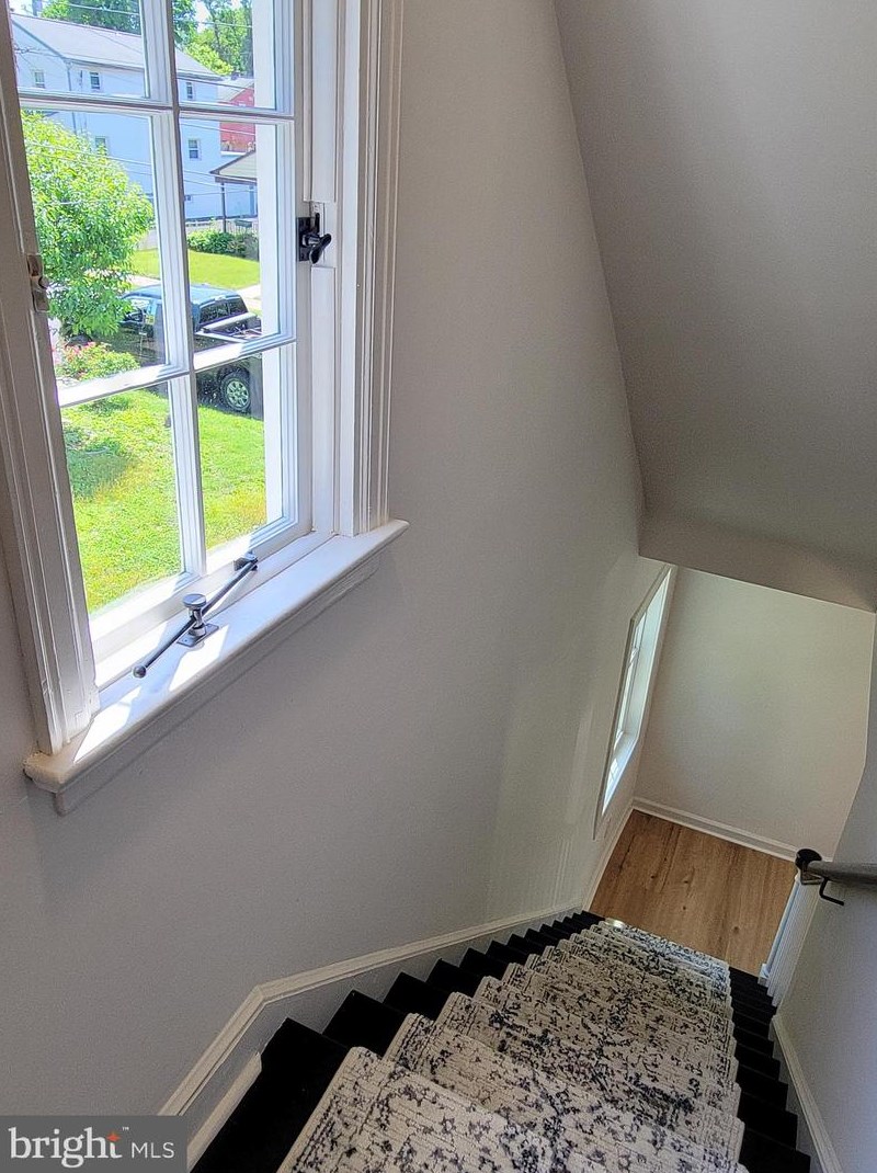 354 Tulpehocken Ave, Melrose Park PA 19027-1639 exterior