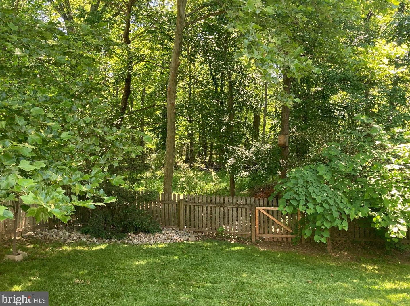 102 Pemberton Ct, North Wales PA 19454-4230 exterior