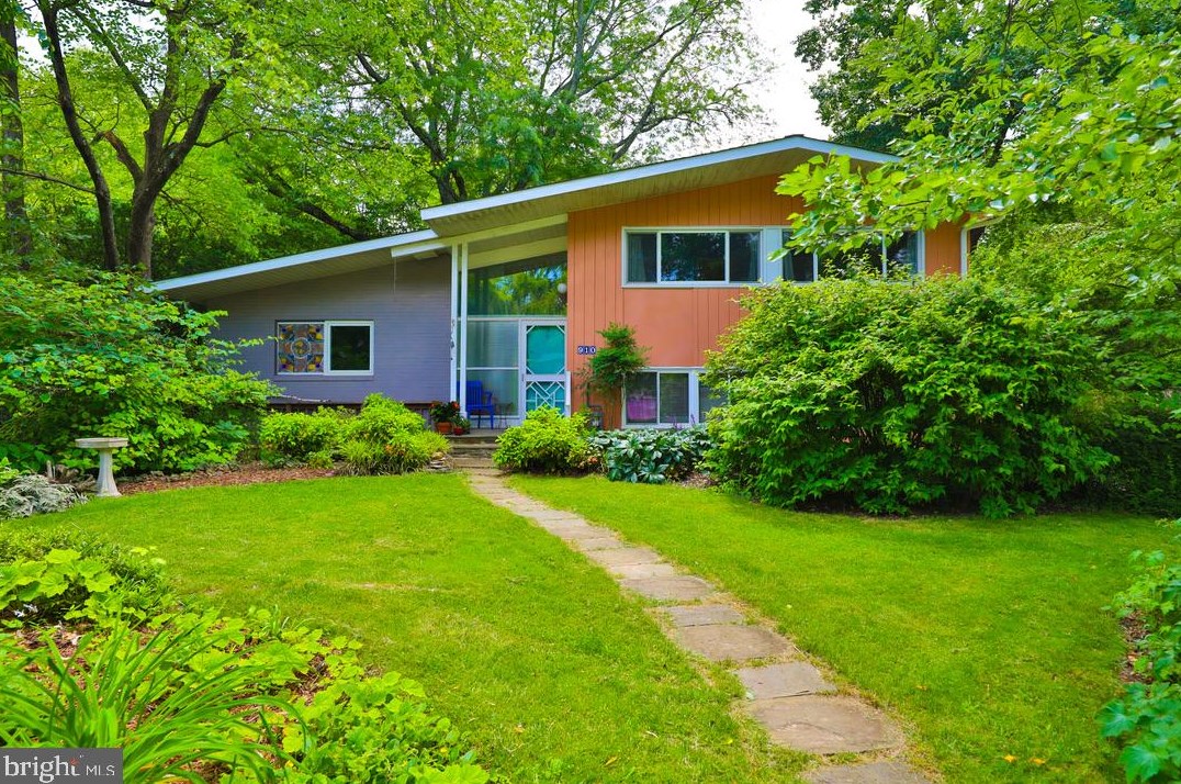910 Bent Ln, Ardsley, PA 19038-7008