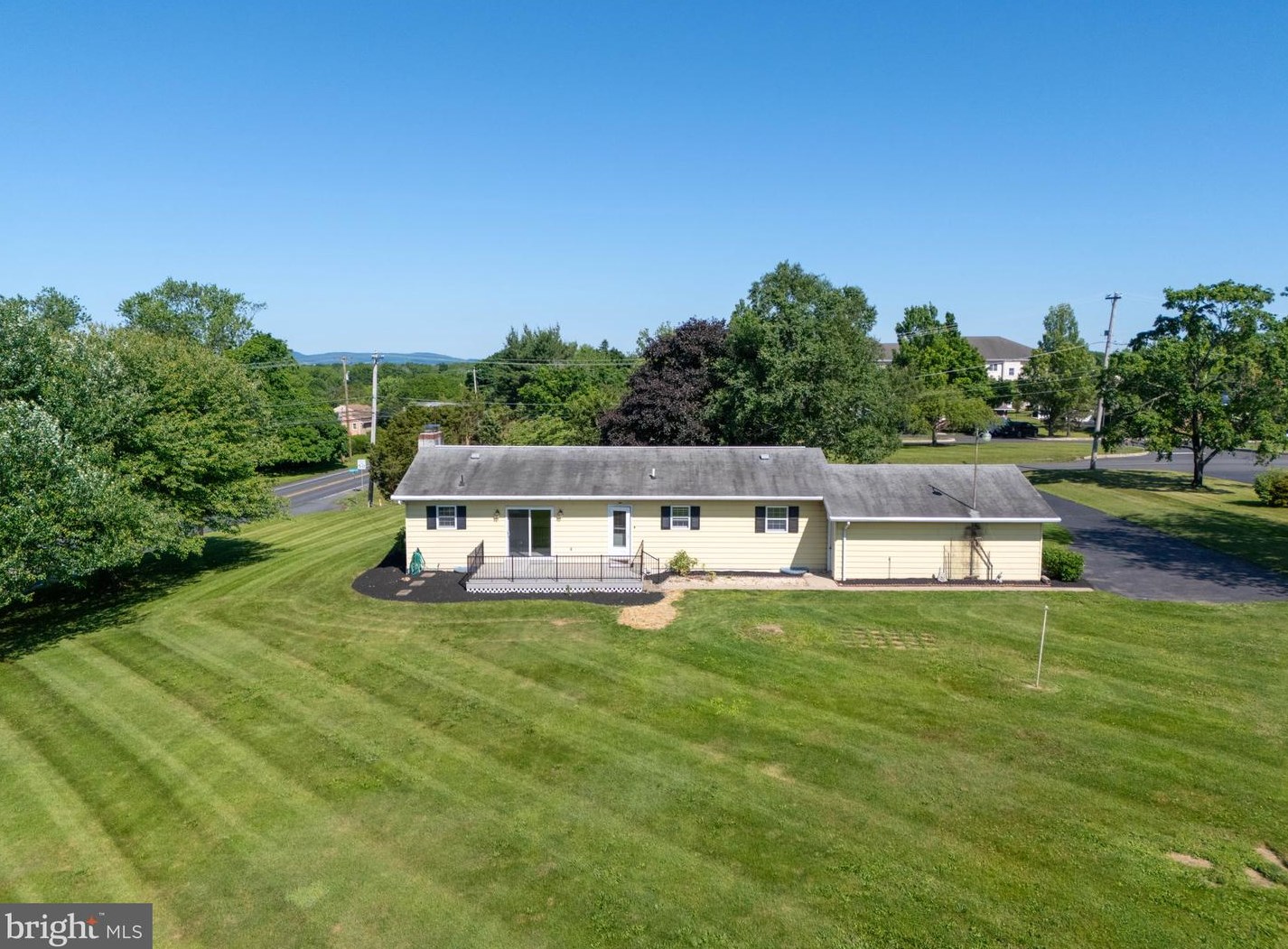 704 Heimbach Rd, Perkiomenville, PA 18074