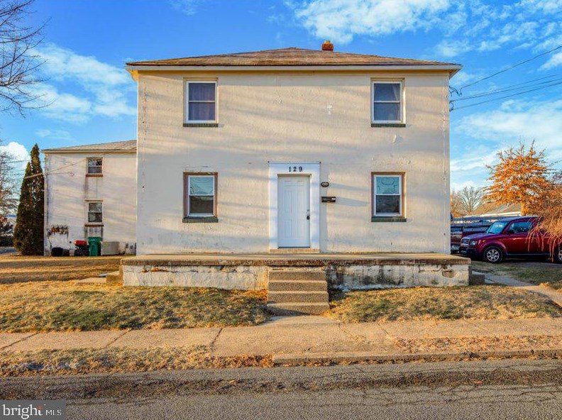 129 Jefferson St, Pottstown, PA 19464-6814