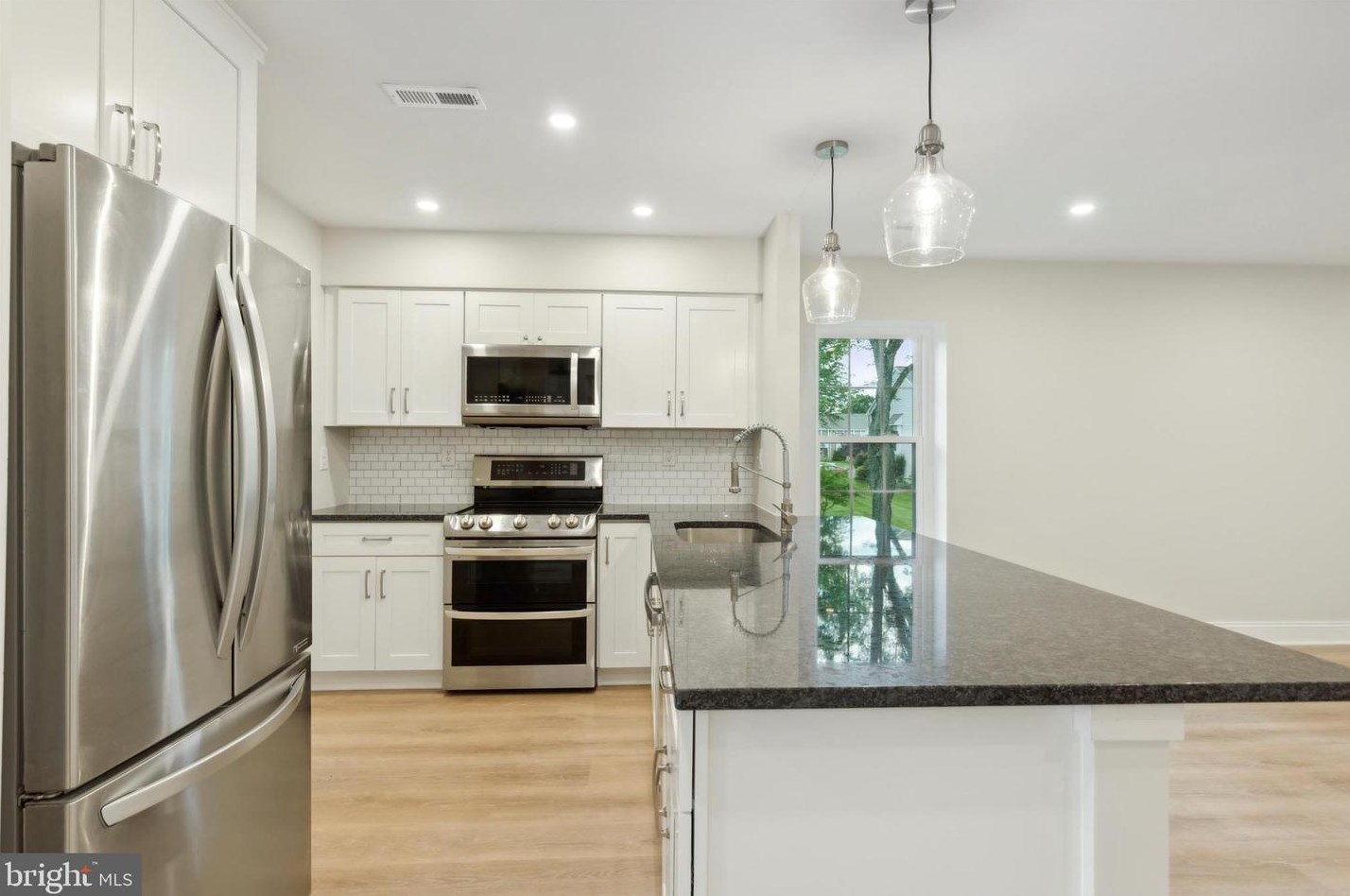 909 Stockton Ct, Lansdale, PA 19446-4360