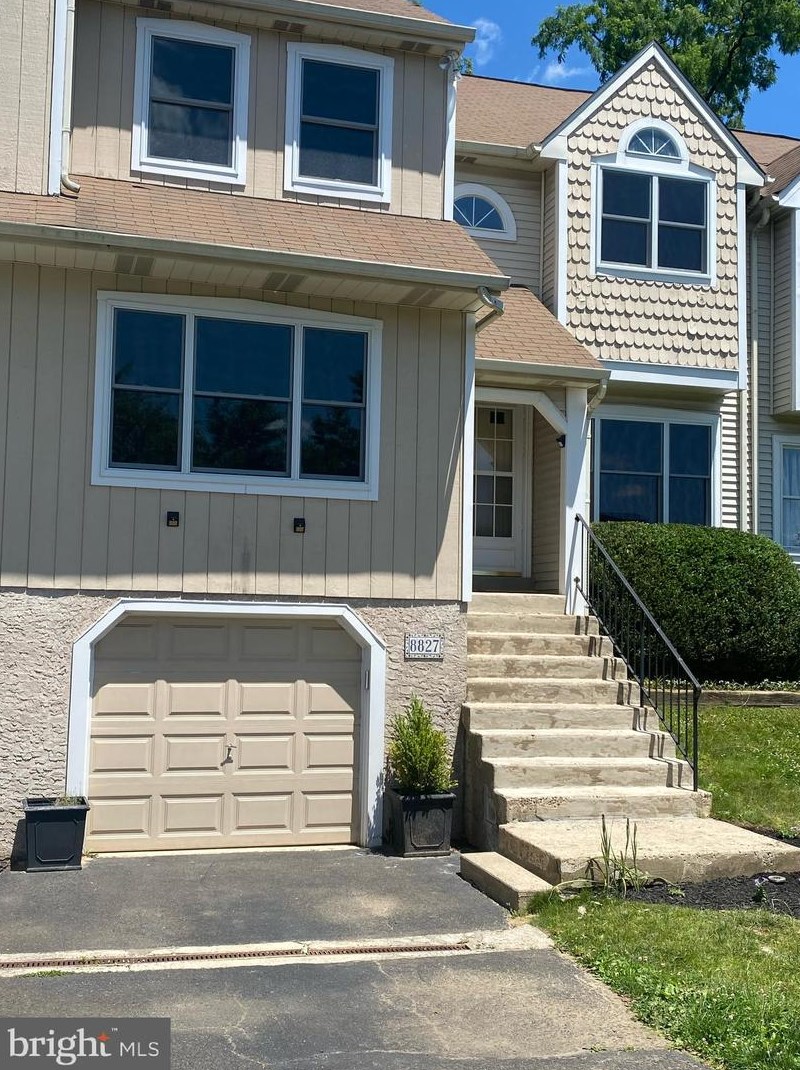 8827 Duveen Dr, Ardsley, PA 19038-7453