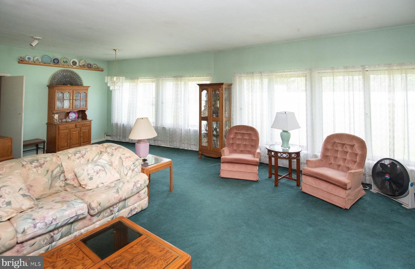 1029 Snyder Rd, Lansdale PA  19446-4609 exterior