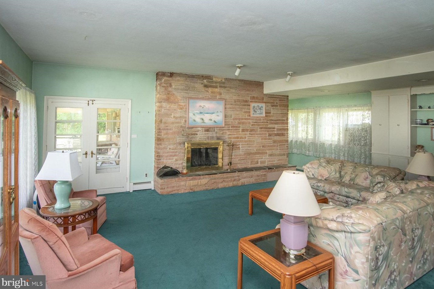 1029 Snyder Rd, Lansdale PA  19446-4609 exterior