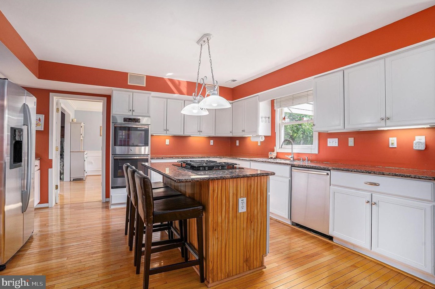 139 Clover Leaf Ln, North Wales PA  19454-1929 exterior