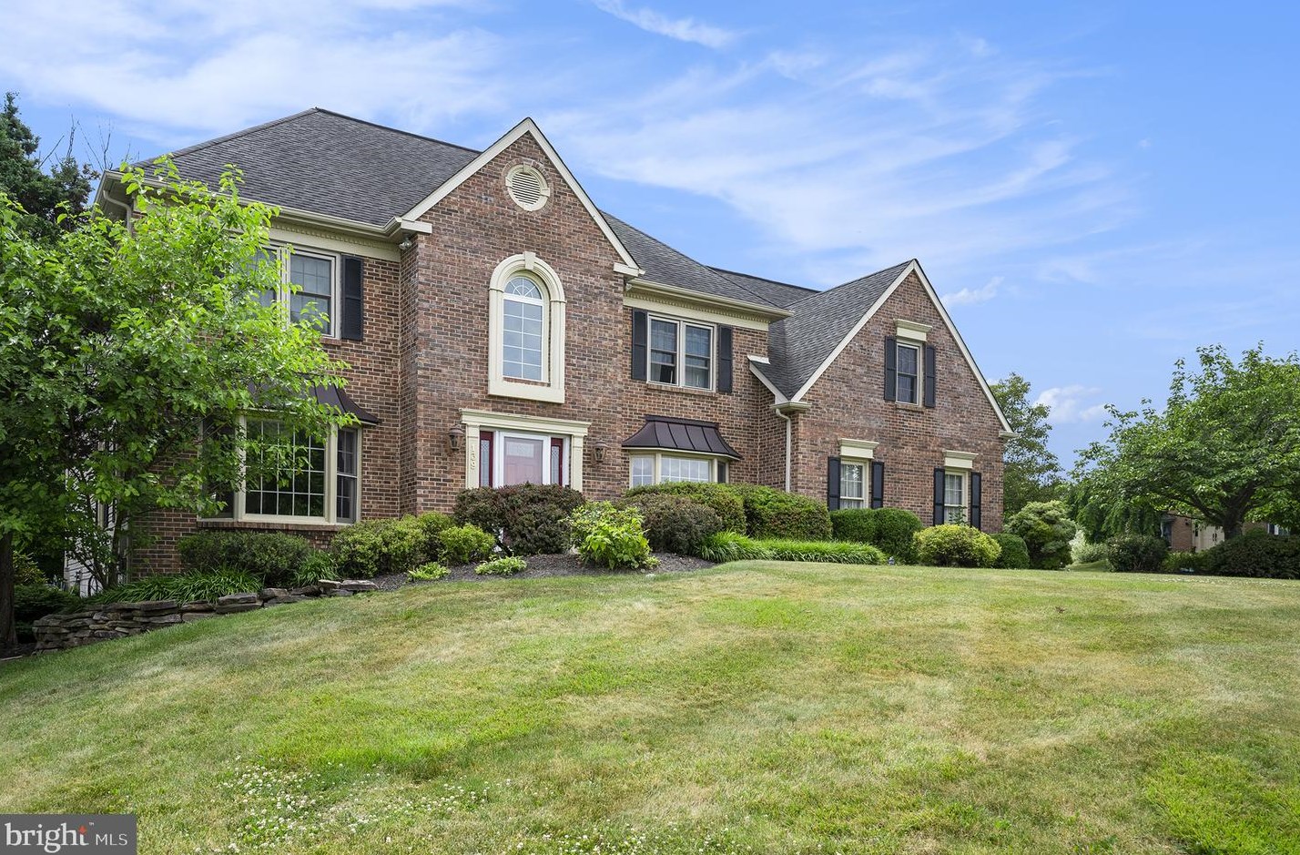 139 Clover Leaf Ln, North Wales, PA 19454