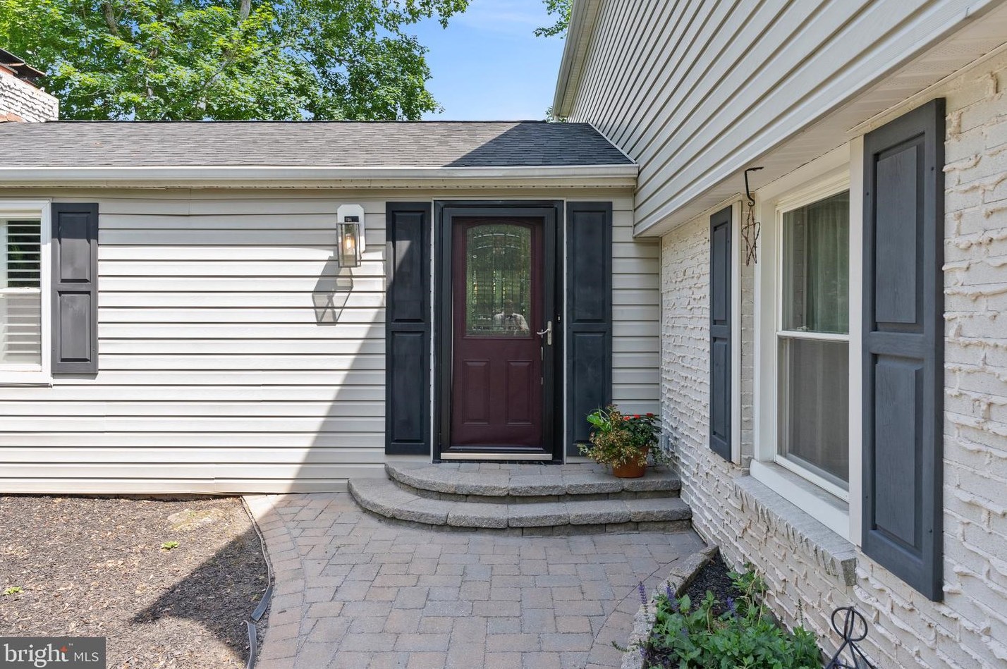 630 Bonnybrook Ave, Collegeville PA  19426-1914 exterior