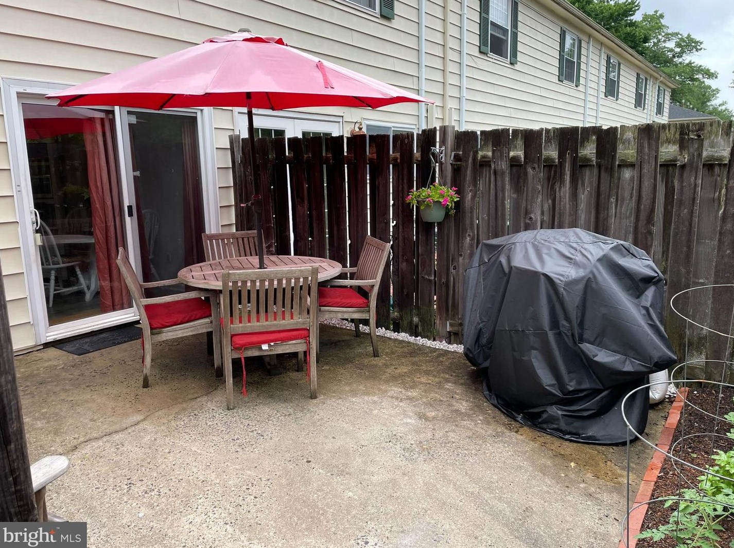 177 Ardwick Ter, Lansdale PA 19446-4928 exterior