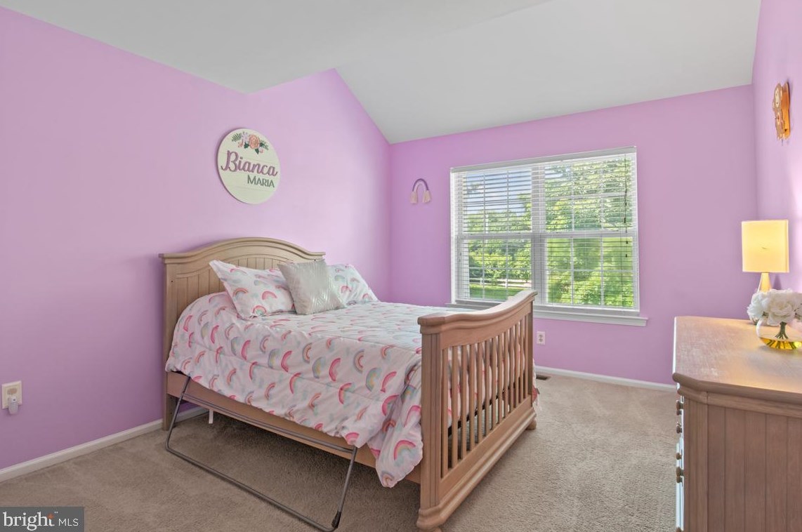 121 Mdw Vw Ln, Lansdale PA 19446-5929 exterior