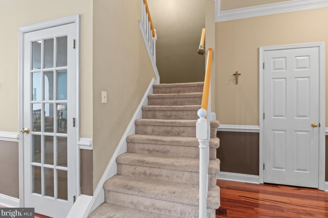 121 Mdw Vw Ln, Lansdale PA 19446-5929 exterior