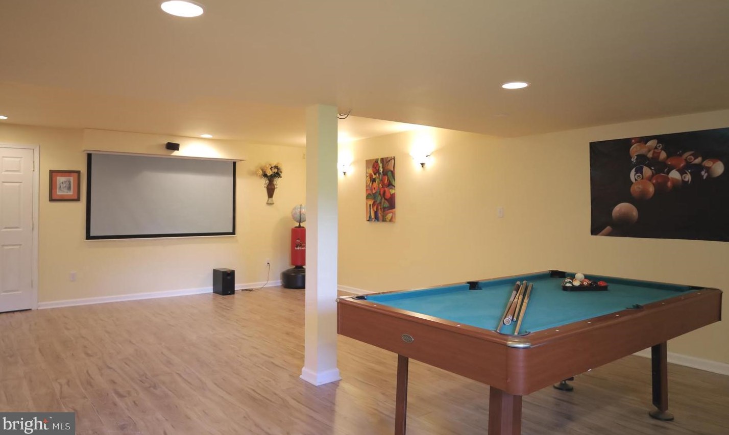 1410 Merlin Cir, Norristown PA  19403-1858 exterior