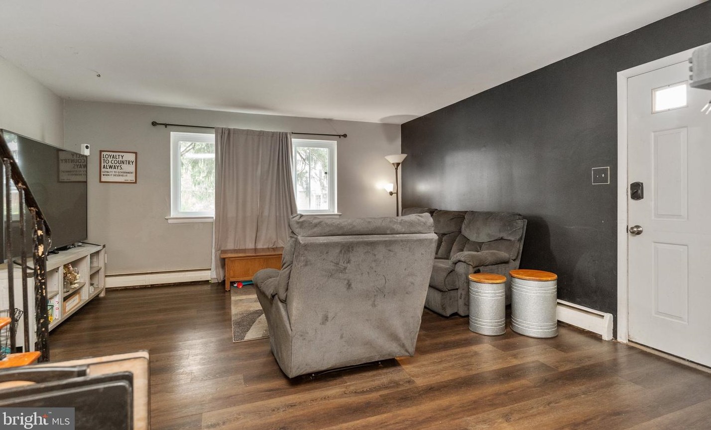 46 7 St, Lansdale PA 19446-2217 exterior