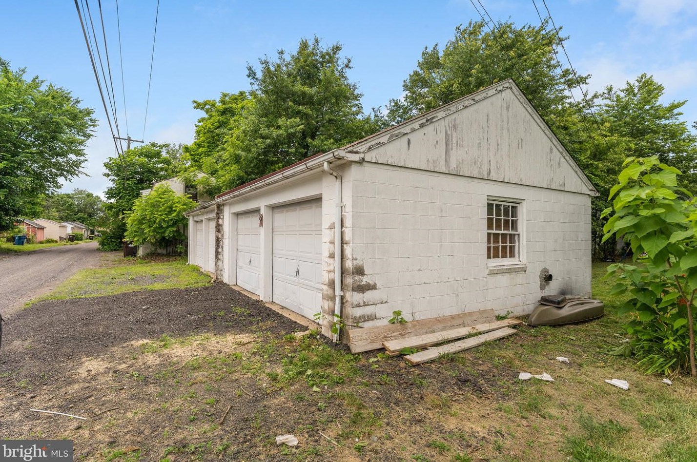 46 7 St, Lansdale PA 19446-2217 exterior