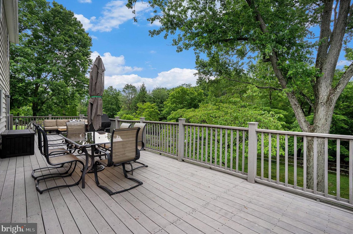 700 Sunnyside Ave, Norristown PA  19403-1821 exterior