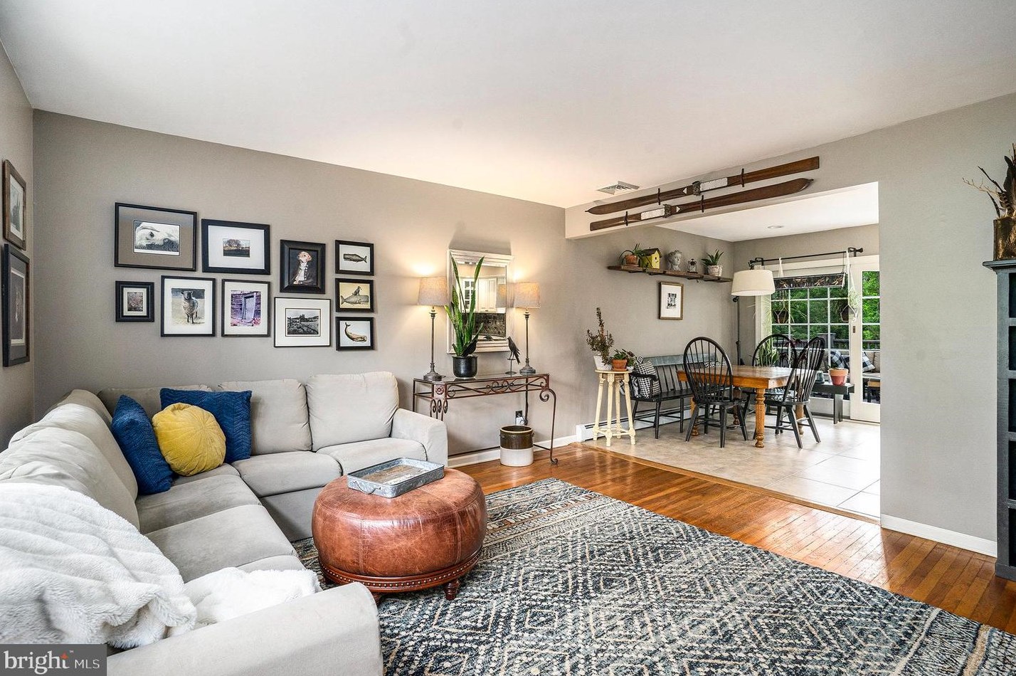 700 Sunnyside Ave, Norristown PA  19403-1821 exterior