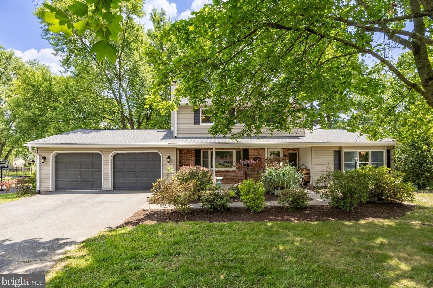 1260 Kauffman Rd, Pottstown, PA 19464-2302