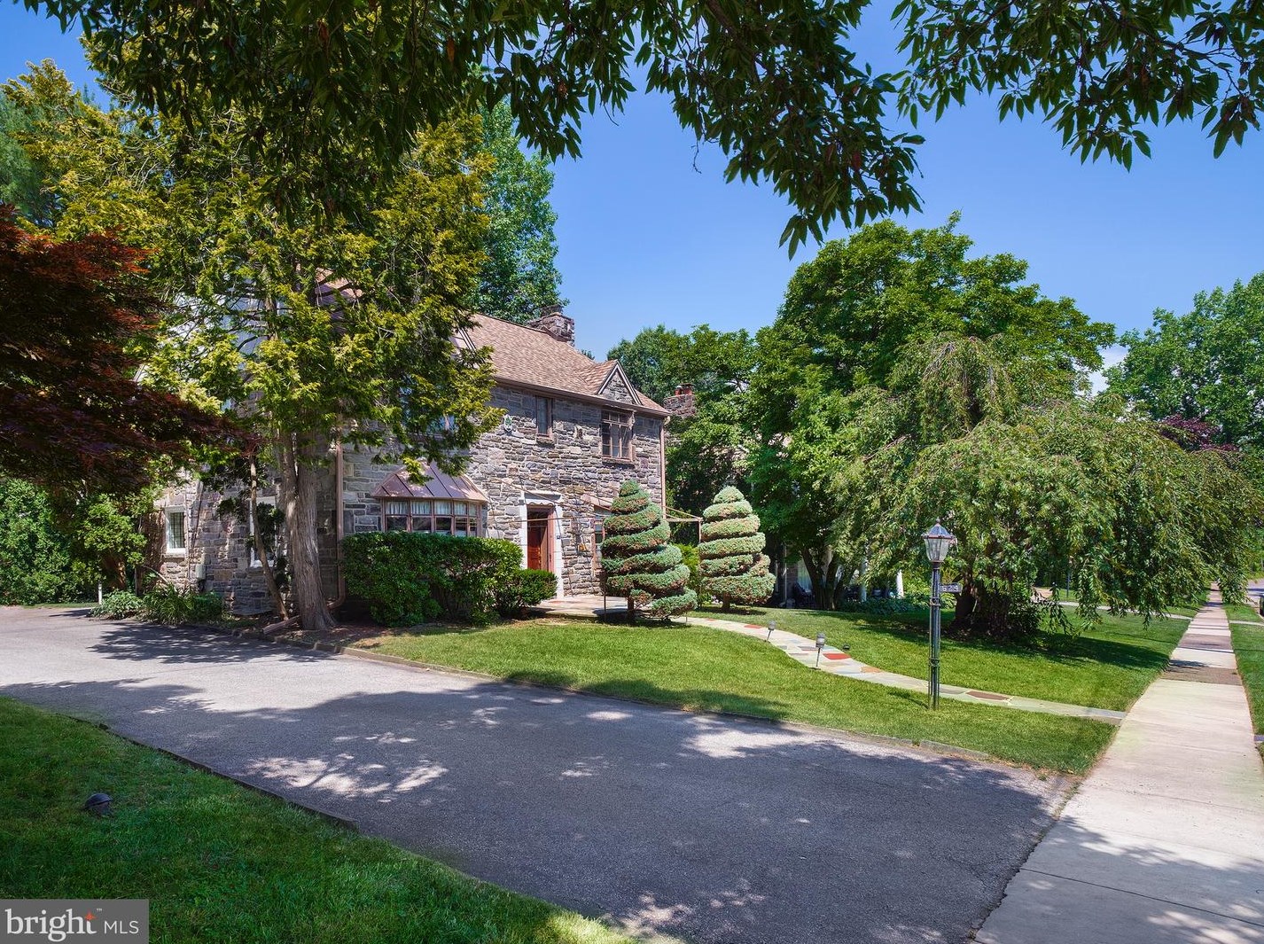 624 Greythorne Rd, Penn Wynne, PA 19096