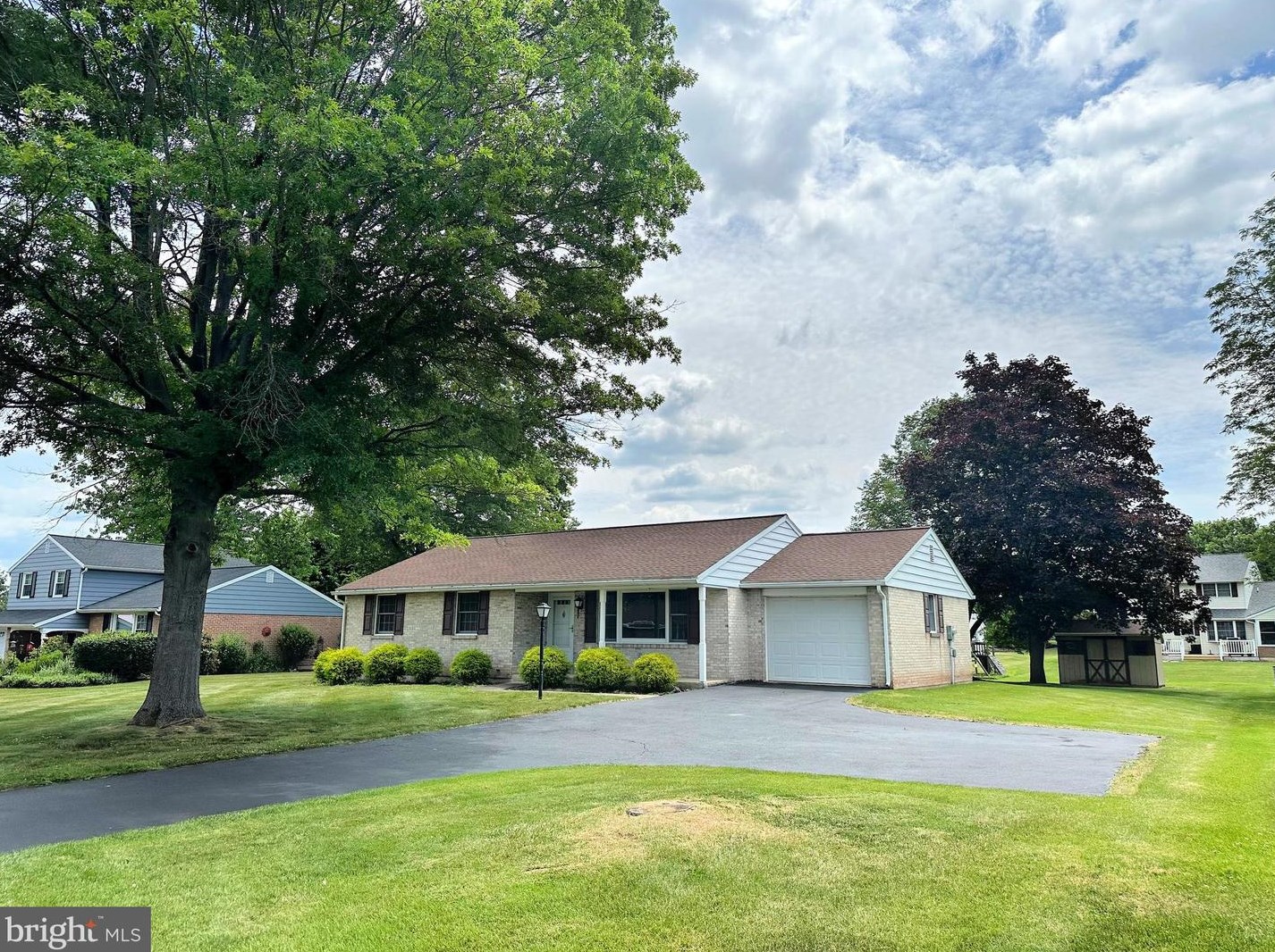 50 Oak St, Gilbertsville, PA 19525