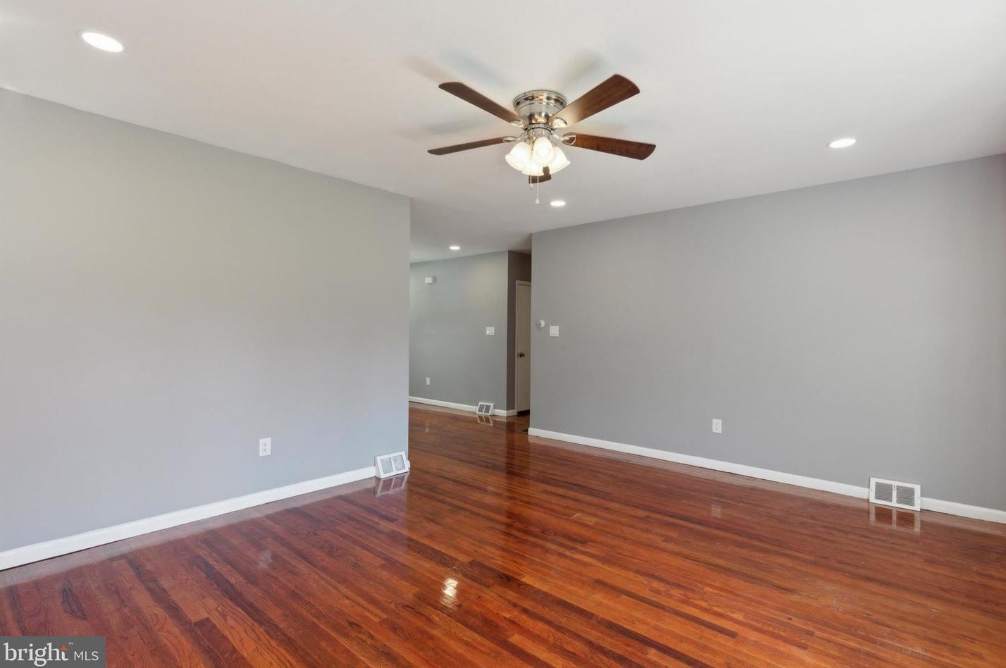 240 Swedesford Rd, North Wales, PA 19454
